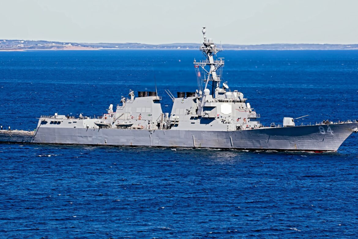 O que é um Fuzileiro Naval? — Descubra o papel fundamental dos Fuzileiros Navais da Marinha do Brasil e entenda como funciona essa força militar responsável pelo combate em ambiente terrestre, marinho e aéreo.