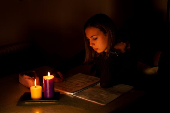 Apagão: A crise energética que impacta o país — Descubra os motivos e consequências do apagão que está afetando o Brasil e o impacto dessa crise energética na vida dos brasileiros.
