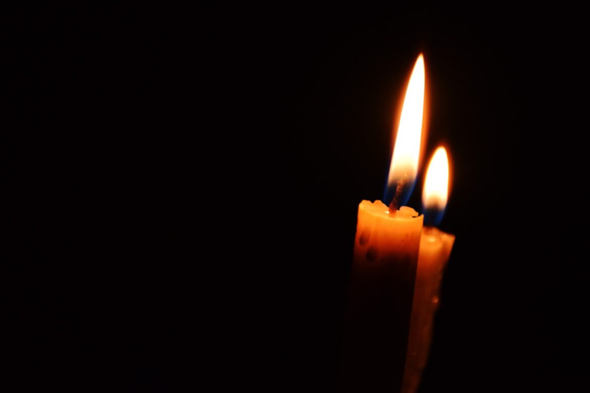 Apagão: o que é, por que ocorre, consequências e mais! — Descubra o que é um apagão, por que ele ocorre e quais são suas consequências. Conheça também as principais causas desse problema e saiba o que fazer durante um apagão.